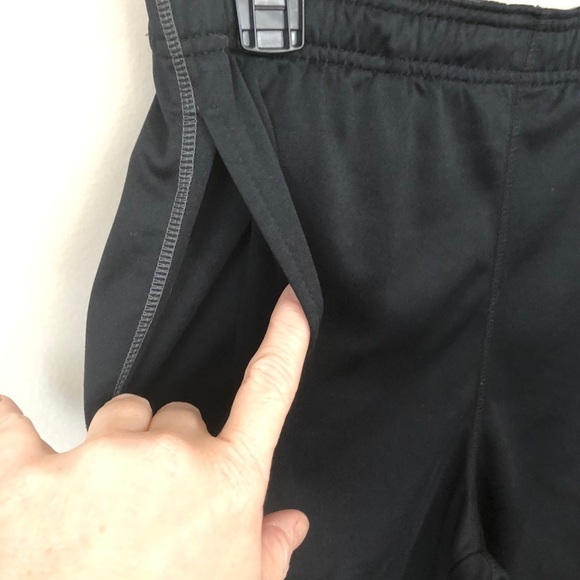 Umbro Athletic Shorts - Picture 3 of 5